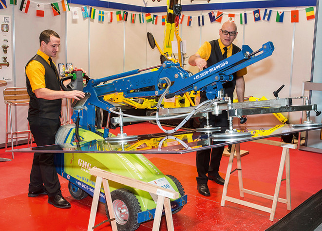 Das Glasmontagegerät GMG 350 von Heavydrive