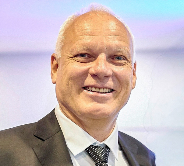 Jens-Uwe Geschonke leitet die Glasvertrieb G&J GmbH