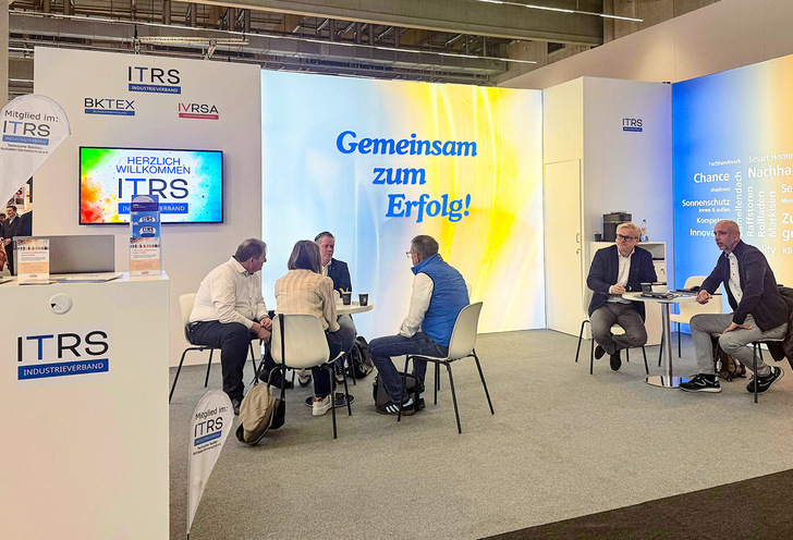 Austauschplattform für Innovationen im textilen Sonnenschutz – der ITRS vernetzt mit seiner Teilnahme an der Techtextil Industrie, Forschung und Anwendung.