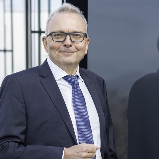 „Unsere internationale Aufstellung, die starke Positionierung im Sanierungsbereich sowie die konsequente Weiterentwicklung unserer digitalen Geschäftsmodelle schaffen wichtige Wachstumsimpulse für die Zukunft.“