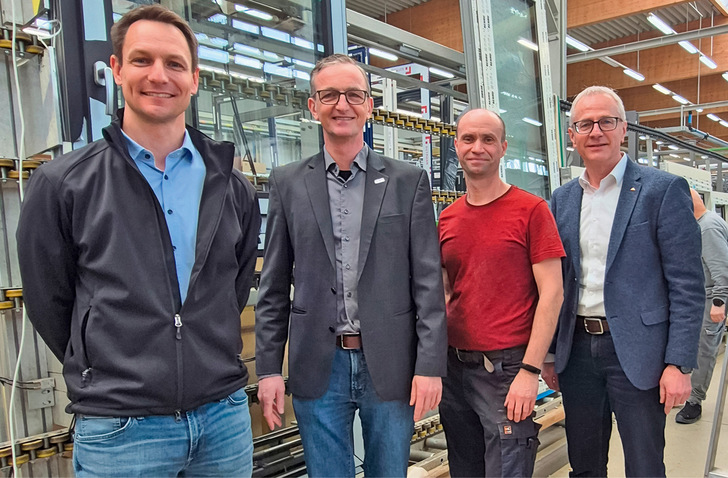 V.l.n.r.: Matthias Gröninger (Gröninger Antriebstechnik), Thomas Reinhard (Kneer), Witali Nickel (Kneer) und Franz Kick (Roto)