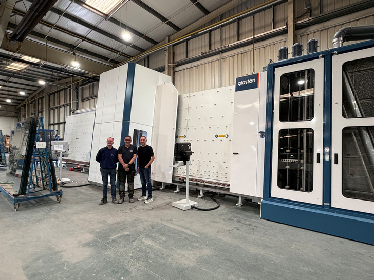 Der neue Glaston Multi'Arrisser für CGC verfügt erstmals über eine Lasermarkierung
