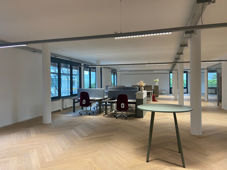 Die Revitalisierung des Bürogebäudes B37 in Unterhaching soll im Herbst 2026 abgeschlossen sein.