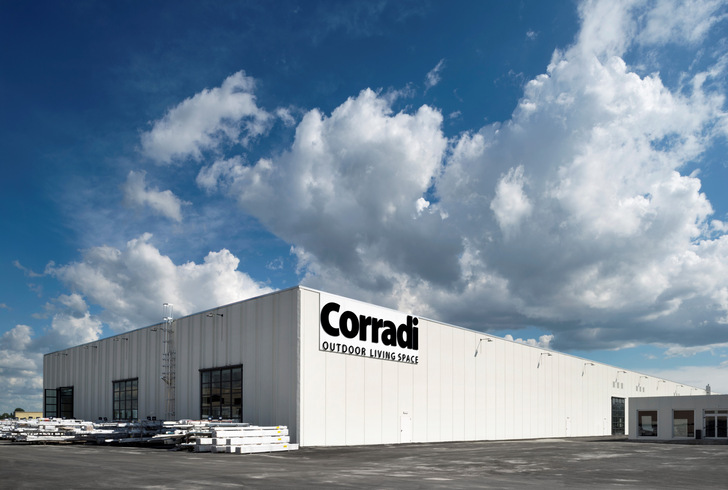 Corradi weiht neues Training Center in Bologna ein