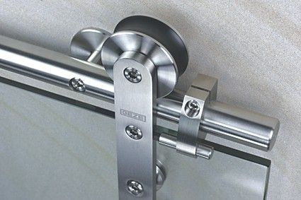 “Aerolan“-Edelstahlbeschlag für die Decken- und Wandmontage