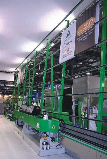 Eine ganze Reihe neuer Anlagen präsentierte Lattuada auf der Vitrum 2007 in Mailand.