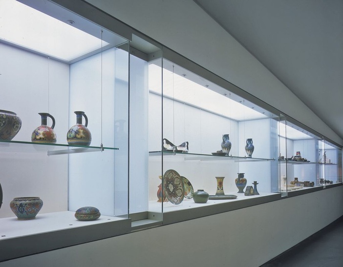 Klare Sicht auf Exponate<br />Für Ausstellungsräume sind entspiegelte Gläser oft eine wichtige Voraussetzung. - © Centraal ­Museum, Utrecht, Architekt: Van Diemen
