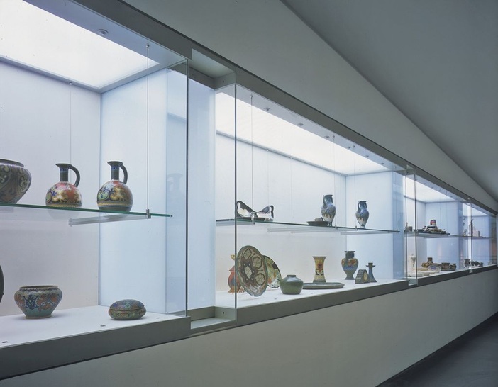Klare Sicht auf ExponateFür Ausstellungsräume sind entspiegelte Gläser oft eine wichtige Voraussetzung.