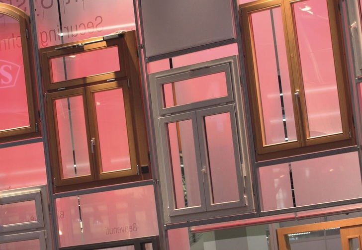 CE-für alleAb 01. Februar '09 muss jeder Hersteller von Fenstern und Haustüren seine Produkte CE kennzeichnen.