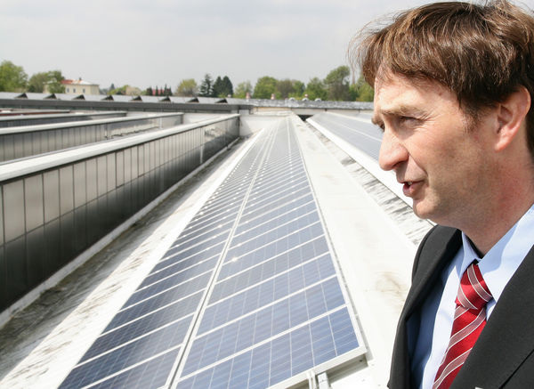 Die Fassadenfirma Gartner hat bereits ihre Hallenfläche komplett vermieten. Geschäftsführer Klaus Lother kann sich über erhebliche Mieteinnahmen freuen.