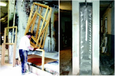 Chemischer HolzschutzBehandlung durch Tauchen (l.)Behandlung durch Fluten (r.)