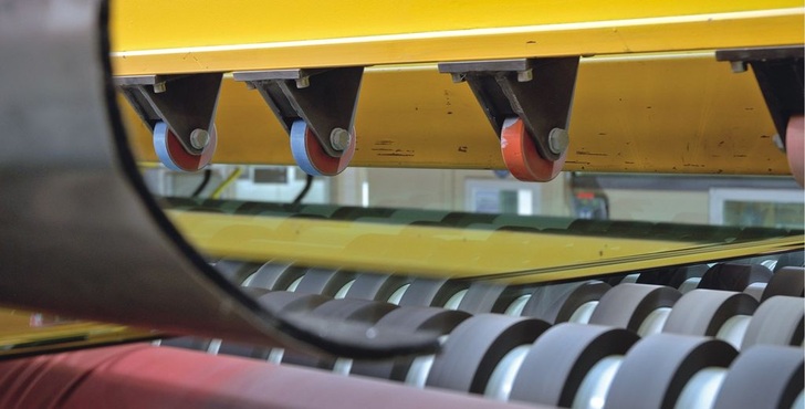 Produktionstechnik auf hohem NiveauDie fünf deutschen SGG-Werke setzen bei der Fertigung verschiedene Schwerpunkte, die genau koordiniert werden müssen.