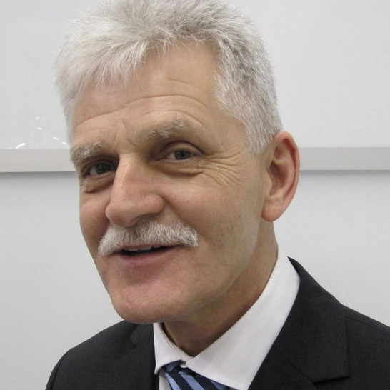 Hans-Peter Damke, der Aufsichtsratsvorsitzende der Glasid AG - © Matthias Rehberger, GLASWELT
