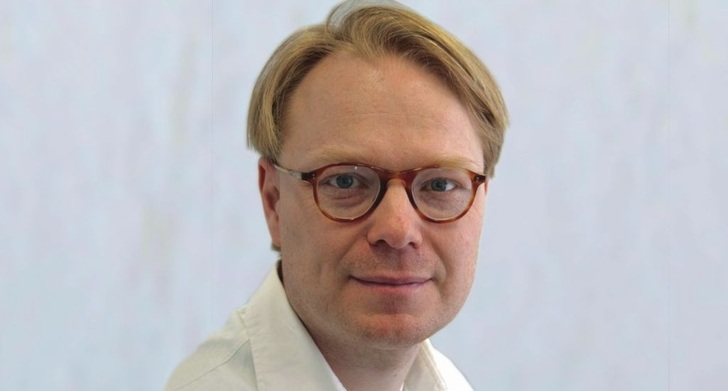 Matthias RehbergerChefredakteur rehberger@glaswelt.de