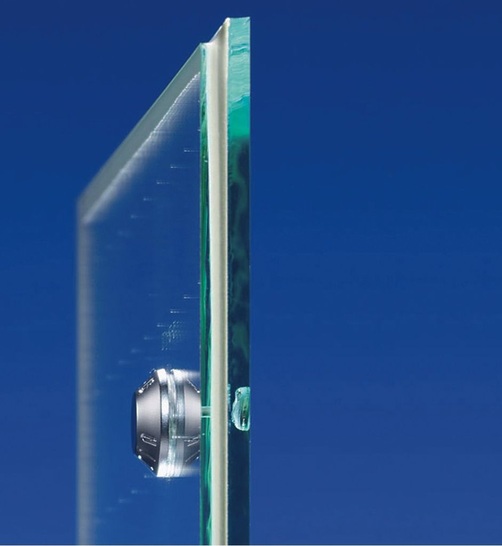 Das Vakuumglas Pilkington Spacia mit einer Glasdicke von 6,2 Millimetern lässt sich auch in alte Fensterrahmen einsetzen.