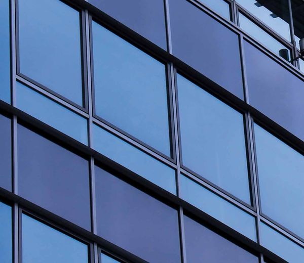 Die verschiedensten Aspekte rund um den Fassadenbau und die Planung werden beim Fassaden-Forum in Hamburg und Augsburg diskutiert.