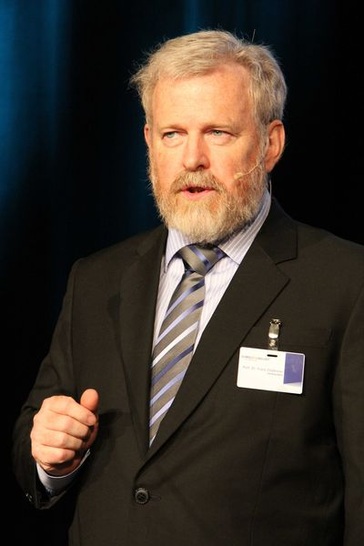 Prof. Dr. Franz Feldmeier stellte das neue ift Energy Label für Fenster vor.