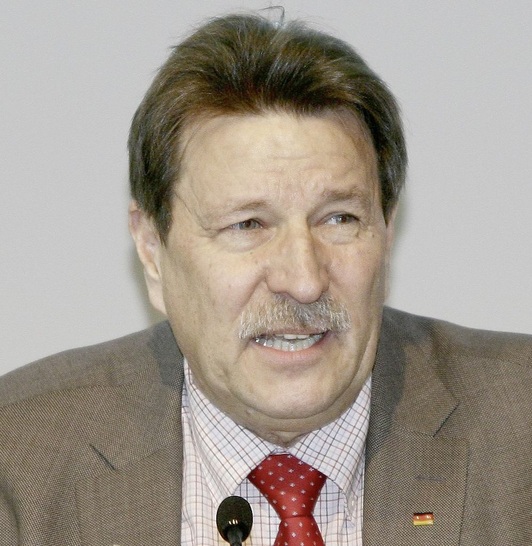 Ulrich Tschorn auf der VFF-Pressekonferenz in Nürnberg