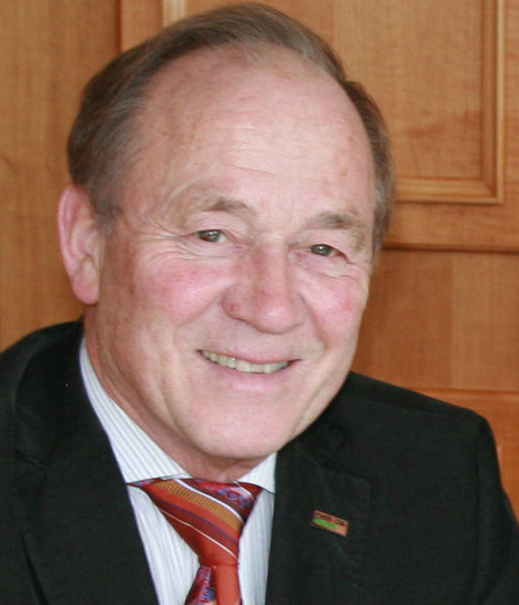 Vor kurzem verstarb Horst Kneer.