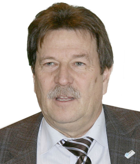 “Auch aus Verbraucherschutzgesichtspunkten sollte nicht der Herstellungsort, sondern ausschließlich die Eigenschaften eines Produkts im Vordergrund stehen“, so Ulrich Tschorns Kritik an dem EU-finanzierten Förderprogramm für polnische Fensterhersteller.