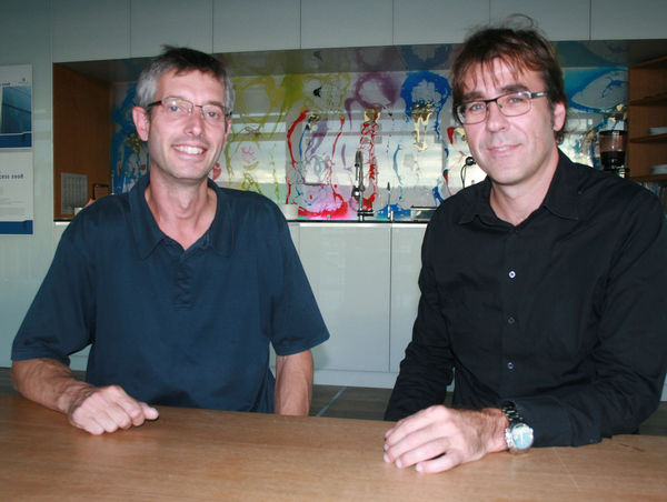 Die Geschäftsführer Michael Kröger und Thomas Breuer (r.) setzen in allen Verarbeitungsstufen auf eigene Qualitätsstandards. - © Matthias Rehberger, GLASWELT
