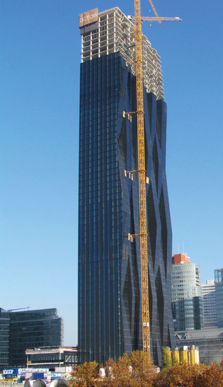 Nicht mehr lange bis zur Fertigstellung: Der DC Tower in Wien wird das höchste Gebäude in ­Österreich. Im Bild der Bauzustand Ende 2012.