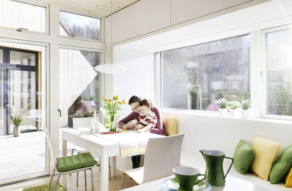 Die vierköpfige Familie Dorfstetter hat das Velux Sunlighthouse ein Jahr lang auf die Probe gestellt.