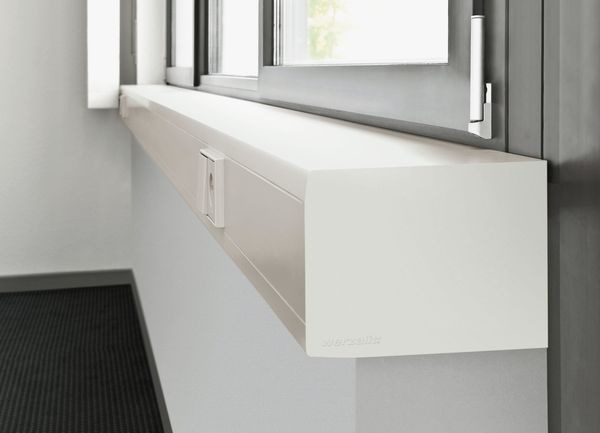 Eine Chance für mehr Umsätze im Fensterbank-Bereich liegt im Produkt-Upgrading. Hier im Bild zu sehen: die Systemfensterbank von Werzalit