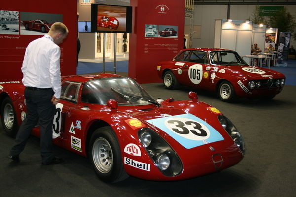 Ein Schmankerl war die Alfa Romeo Ausstellung, die in die Hallen integriert war. Allerdings sollte sich das Augenmerk der Besucher eher auf die Anlagen und Maschinen richten.