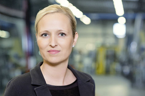 
An der Spitze der DGG Rostock leitet die 32-jährige Christin Plautz als 
erste Frau eine deutsche Glassolutions-Niederlassung.
