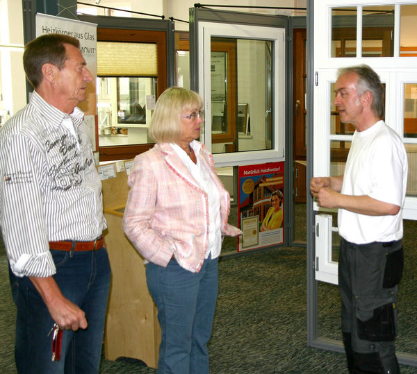 So entgehen Sie der neuen EU-Verbraucherschutzregel: Beraten Sie den Kunden in Ihrer Ausstellung und unterbreiten Sie dort auch ihm ihr Angebot.