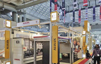 
Der „German Pavilion” war mit 10 Ausstellern im Bereich Fenster und Sonnenschutz hochkarätig besetzt.
