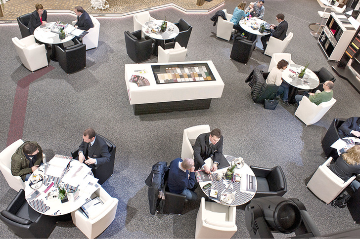 
Die richtigen Fragen sind entscheidend für erfolgreiche Kundengespräche.
