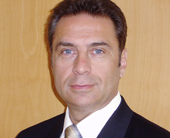 



Volker Schirrmacher, öffentlich bestellter und vereidigter Sachverständiger für Metallbau Fachrichtung Einbruchschutz.
