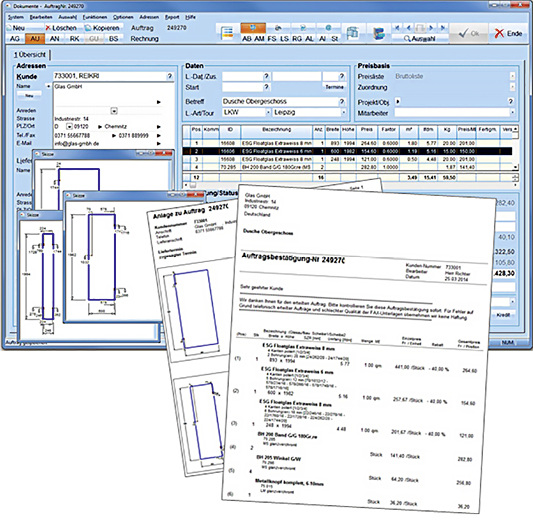 
3D-Konstruktion einer Glas-Dusche mit Veras und Smart-Shower.
