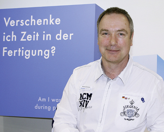 <p>
</p>

<p>
Roland Schöler, Leitung Advance Business Support: „Übersichtlich in die drei Bereiche Technik, Marketing & Vertrieb sowie Management gegliedert, steht Advance für mehr Wert durch mehr Service und ergänzt die Differenzierungsmöglichkeiten, die durch den Einsatz unserer Produkte entstehen.“ 
</p> - © Foto: Daniel Mund

