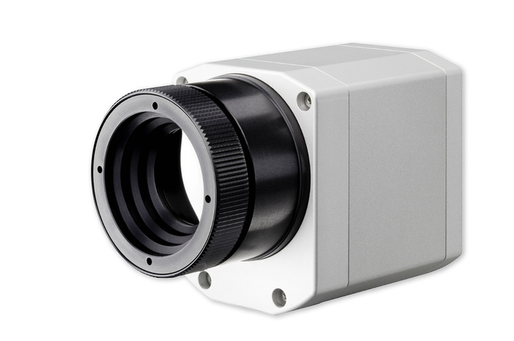 
Infrarotkameras mit maßgeschneiderten Zubehörteilen lassen sich auch in heißen Umgebungen, wie etwa im ESG-Ofen oder im Bereich des Heizofens für die VSG-Fertigung, effizient einsetzen.
