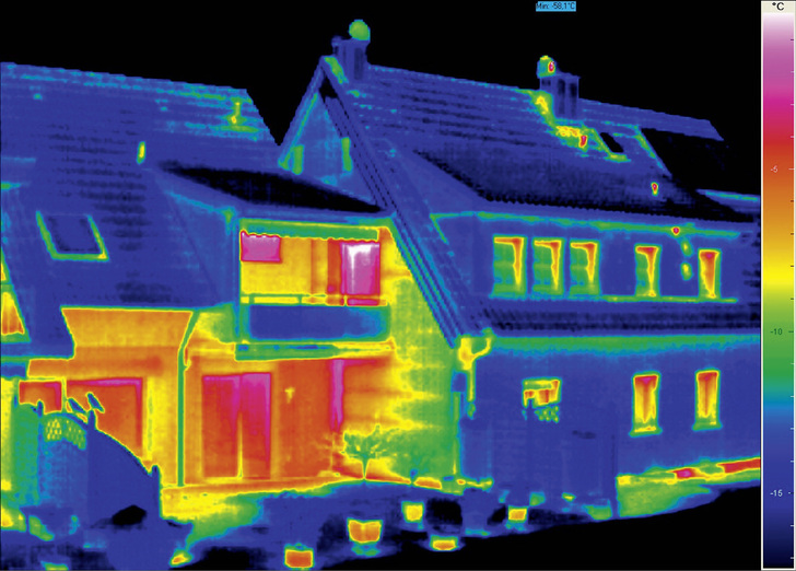 



Thermografie zeigt unerbittlich die Schwachstellen bei Gebäuden auf und lässt eine klare Schadensanalyse zu, wenn Gebäude energieeffizienter werden sollen.
