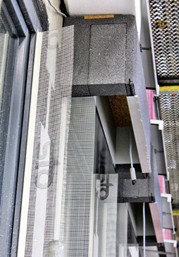 <p>
Der Jalousiekasten lasse sich bei Fassadendämmungen ab 200 mm einsetzen, bei schmalen Schächten auch ab 180 mm. 
</p>

<p>
</p> - © Foto: Joma


