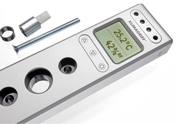 
Der Klimagriff wird einfach anstelle des Fenstergriffes montiert und registriert und speichert jeden einzelnen Lüftungsprozess sowie die Raumklimadaten. 
