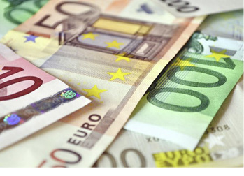 



Einbruchhemmende Maßnahmen an Fenster und Türen werden ab November 2015 staatlich bezuschusst.
