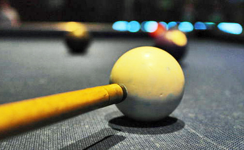 Was hat die Billiardkugel mit dem Kugelstossversuch zu tun? - © de.freeimages.com
