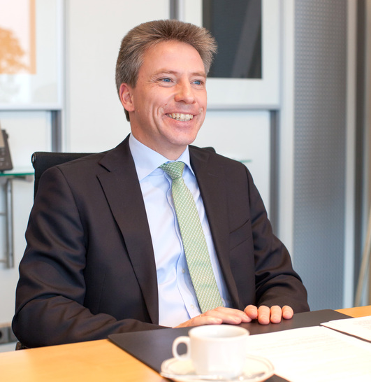 Veka-Chef Andreas Hartleif im Gespräch mit der GLASWELT im Februar 2015 - © Daniel Mund / GLASWELT
