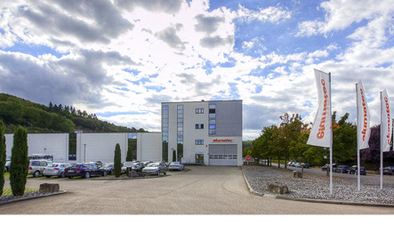 



Das Unternehmen elumatec hat seinen Hauptsitz in Mühlacker bei Pforzheim.

