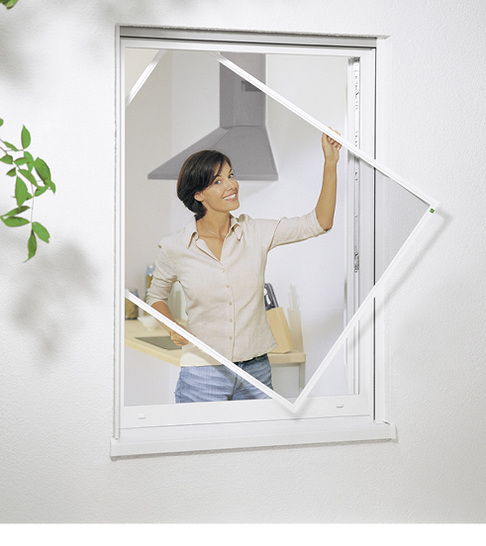 
Spannrahmen sind die einfachste Form von Insektenschutz und können je nach Jahreszeit leicht und schnell ein- und ausgebaut werden. 



