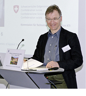 <p>
</p>

<p>
Moderator Christoph Rellstab auf der „Taste of windays“-Veranstaltung der BFH
</p> - © Foto: Jörg Pfäffinger

