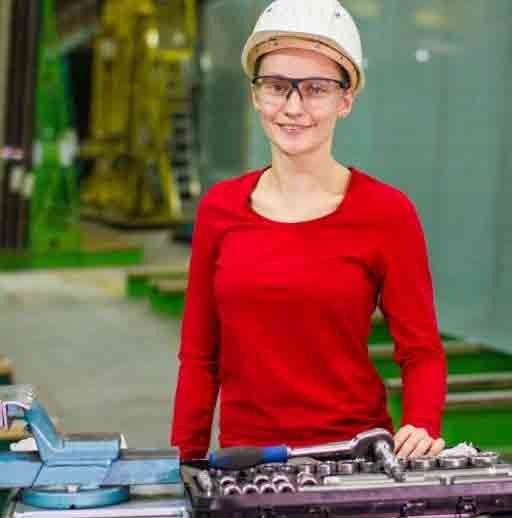 Am 28.04.2016 laden viele Firmen der Glasbranche zum Girls’Day Schülerinnen in die Betriebe ein. - © www.bagv.de
