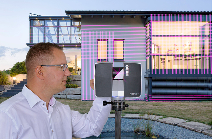 <p>
</p>

<p>
Geschäftsführer Stefan Glöser setzt auf den Laserscanner Faro Focus3D, der per Knopfdruck schnelle und exakte Messungen in Innen- und Außenbereichen in drei Dimensionen liefert. 
</p> - © Foto: Mathias Osti

