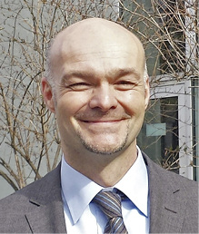 



Prof. Schuler, der Organisator der Veranstaltung
