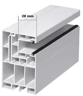 
Die passende Stabnenndicke zur Führungschienenbreite ist der wesentlichste Faktor, wenn es darum geht, eine hohe Licht- und Luftdichtigkeit zu erreichen. Eine zusätzliche Dichtungseinlage optimiert das Ergebnis.



